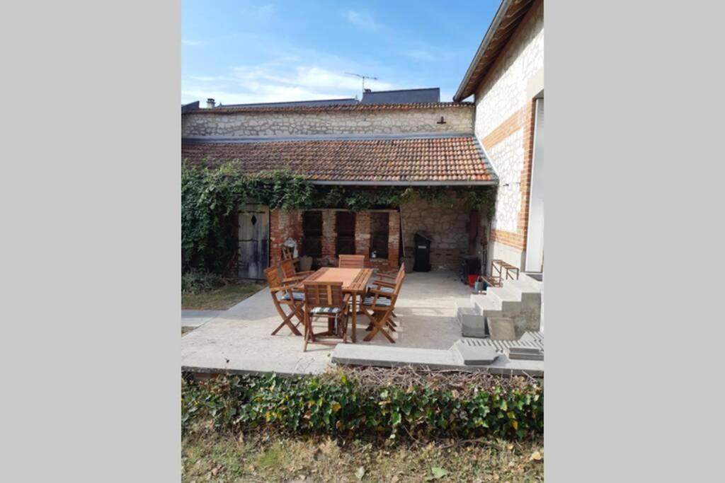 Gite, Maison A La Campagne Ardennes, Aisne,Marne Le Thour Dış mekan fotoğraf